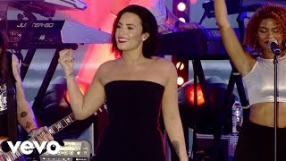 Demi Lovato  Cool for the Summer Demi Live in Brazil [upl. by Delmer]