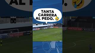 Tomó tanta carrera al pedo 🤣 futbol messi cr7 viralshort memes videoviral viral champions [upl. by Ylehsa]