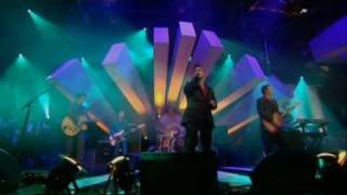 Morrissey There Is A Light That Never Goes Out Later with Jools Holland BBC 2004 [upl. by Kizzee465]