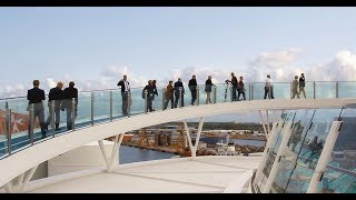 Erstanlauf der „Mein Schiff 1“ in Bremerhaven NiederelbeZeitungCuxhavener Nachrichten [upl. by Ahsilrak]