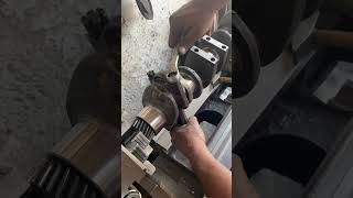 Crankshaft checking crank repairing bush engine engineservice lathemachine [upl. by Eniamahs]