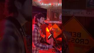 folsom prison blues johnny cash cover by mars daniels amp skye robert berns Live  Banjos 8724 [upl. by Denoting]