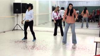 Coreografia Stayin Alive Bee Gees  Tema Saturday Night Fever [upl. by Franciskus]