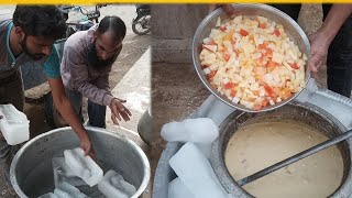 Labbeshereen Recipe Shadiyoon Wali 30kg Labbeshereen Recipe With Natural Milk  Tahir Mehmood Food [upl. by Edelstein]