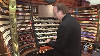 A Look At The Famous Wanamaker Organ At Macys Philadelphia [upl. by Soll542]