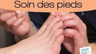 Comment nettoyer vos ongles et pieds [upl. by Notgnirrac]