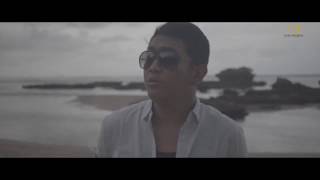 Dudy Oris  Aku Yang Jatuh Cinta Official Music Video [upl. by Tillinger]