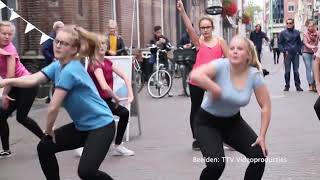 Deventer Vandaag  Levende etalages Deventer 2018  Impressie [upl. by Hairahcez309]