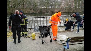 Taucher im Einsatz Hamburg startet mit dem Frühjahrsputz [upl. by Ahsilak]