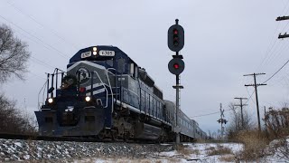 Chasing the LSRC Santa train From Mt MorrisMI to Birch RunMI 1262024 [upl. by Akema]