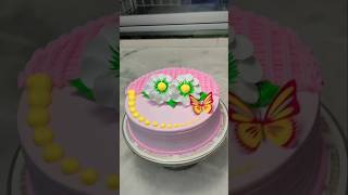 New designing beautiful cake youtube youtubeshorts [upl. by Nerahs]