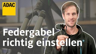 So stellt ihr die Federgabel beim Fahrrad richtig ein  Einfach Selber Machen  ADAC [upl. by Noisla]