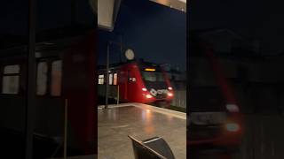 CPTM  Alstom Serie 9000 T024 entrando a Jardim Helena  Vila Mara [upl. by Dnalyram]