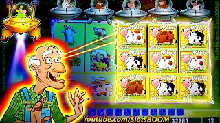 GRANDPA DROPS WILDS in BONUS FREE GAMES on Invaders Attack From the Planet Moolah SLOT in CASINO [upl. by Nuahsal875]