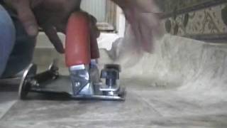 The best way to crease vinyl flooring with the wall trimmer wheels the best tool [upl. by Ynoffit]