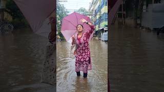 বৃষ্টিতে কাজে যাওয়ার সময় যা হয় 🥲 banglacomedy akhikiduniya rainyday viralvideos funny [upl. by Strohl]