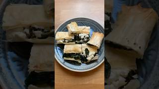 Crunchy Spinach Pastry food breakfast brunch lunch snack fetacheese spinach pastry easy [upl. by Ettenawtna]