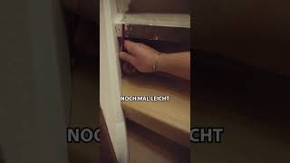 Die Renovierungsstufe darf nie anliegen 👆🏻 handwerk holztreppe diy renovieren treppen wood [upl. by Chicky]