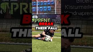 Goalkeepers ⚠️ Avoid This Diving Mistake shorts [upl. by Dressel849]