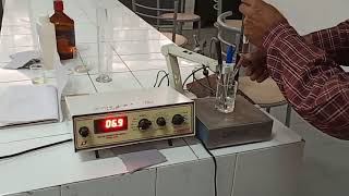 conductometric titration strong acid vs strong base [upl. by Nnaassilem53]