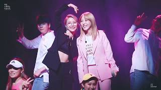 180616 솔라감성 부산 콘서트 SELFISH 문별직캠 Feat Solar [upl. by Crockett]