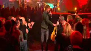 Dierks Bentley  Am I The Only One Live at the 46th ACM Awards 2011 [upl. by Viguerie]