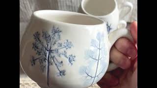 Tazza grande da colazione con manico in ceramica botanica con decorazioni floreali fiori blu [upl. by Olnee]