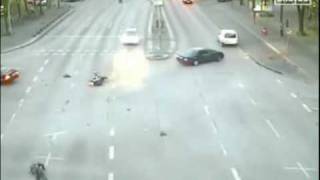 Motorcycle Hits Car At 120km h In Hamburg [upl. by Buddie918]