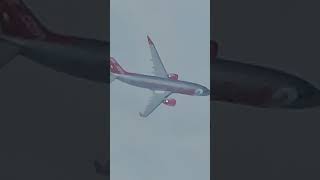 JET2 AIRLINES FLYING BELOW MY PLANE shorts [upl. by Bronwen]