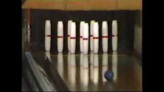 Candlepin Bowling  Paul Berger vs Dave Richards [upl. by Maddy]