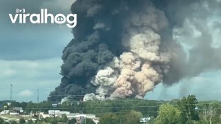 Chemical Fire At Georgia Biolab  ViralHog [upl. by Goran31]