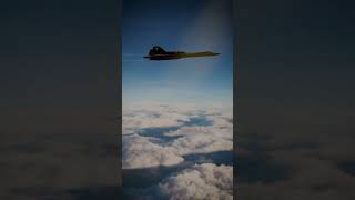 SR71 Blackbird accelerationWatch as the Blackbird accelerates to 85000 feet at 2400 MPH [upl. by Jereld]