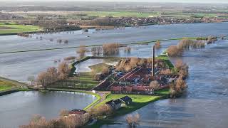 Hoogwater in de Nederrijn ter hoogte van Renkum 2e kerstdag 2023 [upl. by Meier]