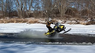 I Water Skipped My Skidoo 600rs [upl. by Ydnab]