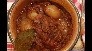 Stifado  Greek Beef Stew  Μοσχαράκι Στιφάδο [upl. by Brey318]