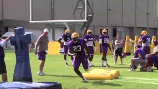 LSU linebackers work on their tackling in a multitasking drill  Video [upl. by Arbe]