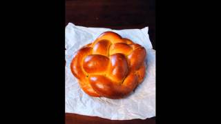 Simple HaMotzi Blessing Over Bread Jan Lieberman [upl. by Ennoid]