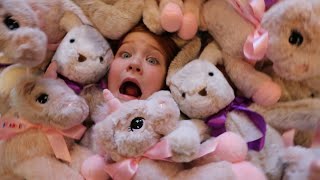 BURiED by BABY UNiCORNS Adley has 1000 Pet Bunnies and Mystery Eggs for YOU new Spring BFF merch [upl. by Demmahom]