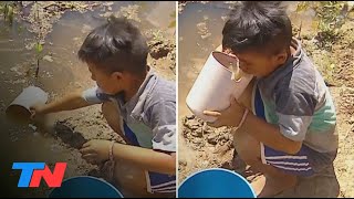 FORMOSA INSÓLITA  En Ingeniero Juárez toman agua estancada por falta de agua potable [upl. by Blasien]