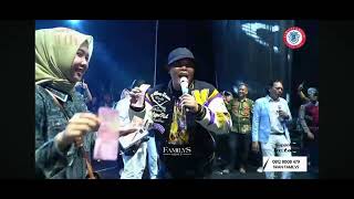 Kang Sule  Susis  Familys Group Live Cover Stadion Mini Cilengsi [upl. by Arman624]