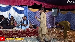 Larke ne kamal ka dance kiya Mashwani dance likeandsubscribe [upl. by Ida]