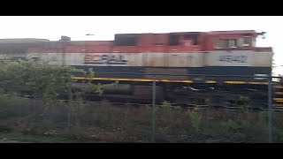 Tuesday Morning Madness BCOL 4642 Railfanning At Burlington WestMP 32 On The Oakville Sub [upl. by Droflim]