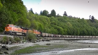 BNSF 7802 Leads a Northbound Coal Train at Carkeek Park 4K [upl. by Bertram]