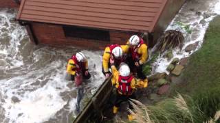 West Kirby Storm Surge 5th December 3012 RNLI to the rescue [upl. by Nesnaj]