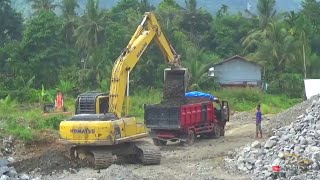 Puluhan Alat Berat Excavator Ada Disini [upl. by Cirdor]