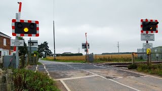 Donington Level Crossing Lincolnshire [upl. by Hestia333]