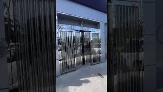 Automatic Stainless Steel Door Review Dormakaba ES 200 revolvingdoor [upl. by Rosinski]