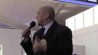 Cory Booker Speaks at Rally for Workers Rights at Newark Airport [upl. by Hehre566]