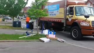 Markham City Garbage Day 262016 KHAWAJA HUSSAIN [upl. by Wetzel]