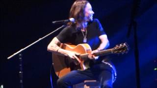 Myles Kennedy Bee attack [upl. by Etnomal]